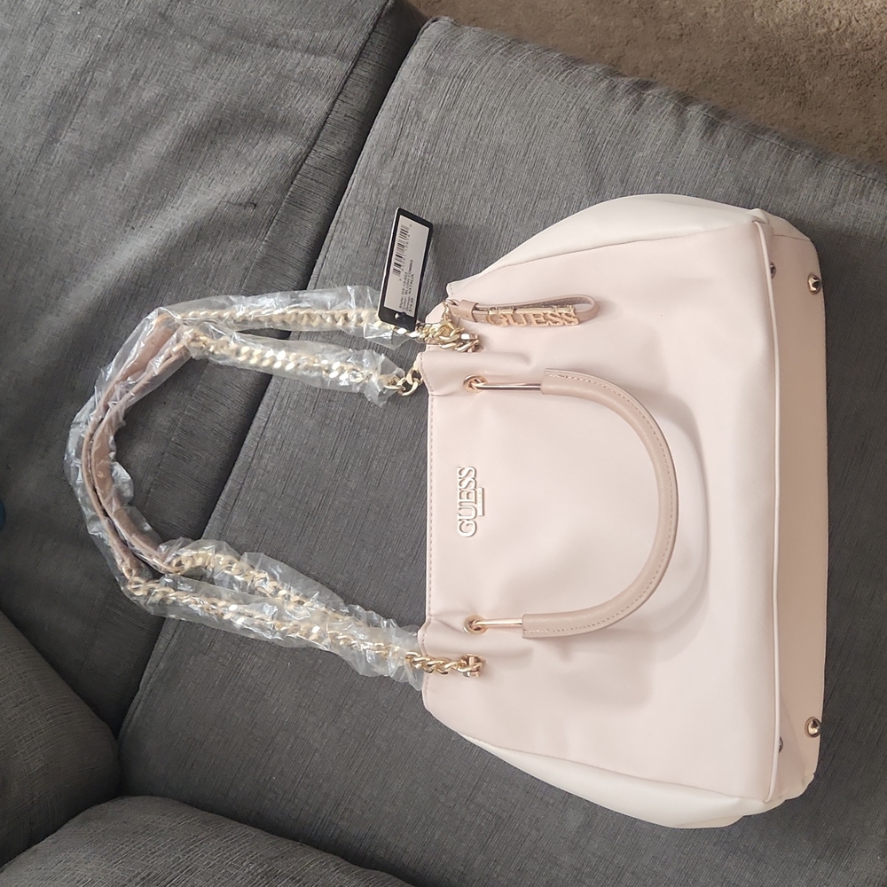Guess purse beautiful blush pink color